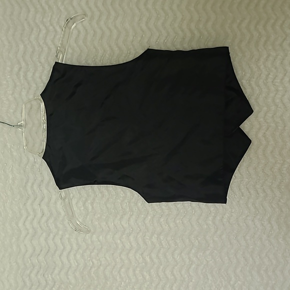 Toddler grey and black vest. - Picture 2 of 5